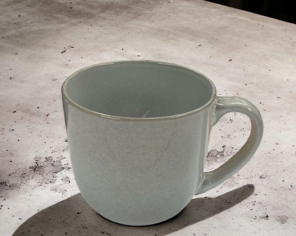 Dosthoff Reactive Glaze Gray Footed Mug 380 ml