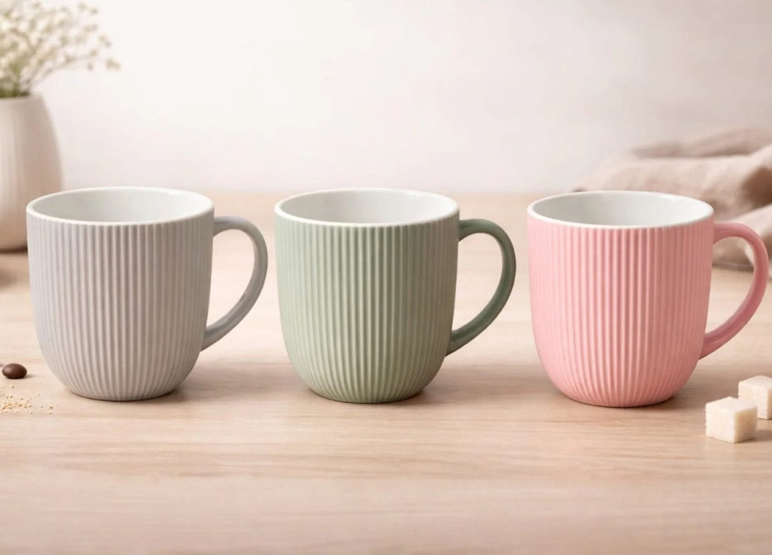 Colorful Porcelain Mug with Elegant Line Design