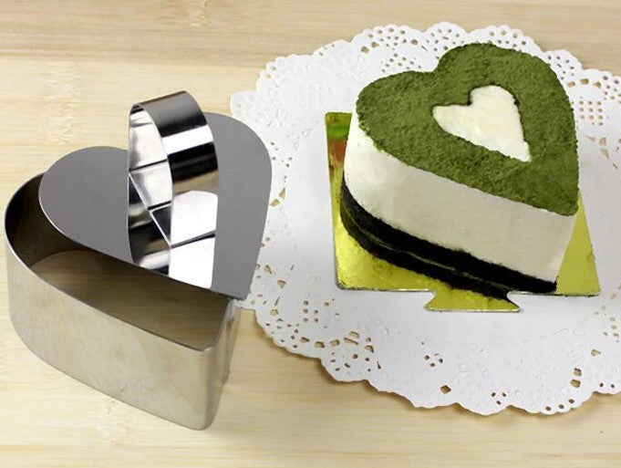 Heart Cake Ring with pusher