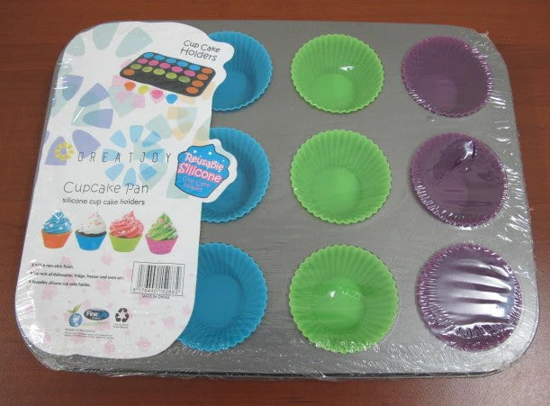 12 Serves Muffin Pan with Silicone Cups