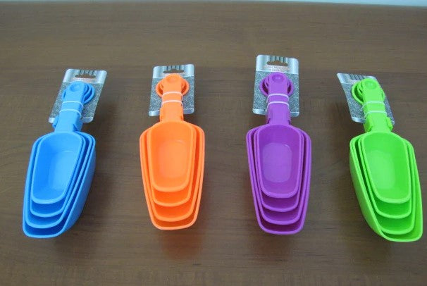 Plastic Measuring Cups and Spoons Set