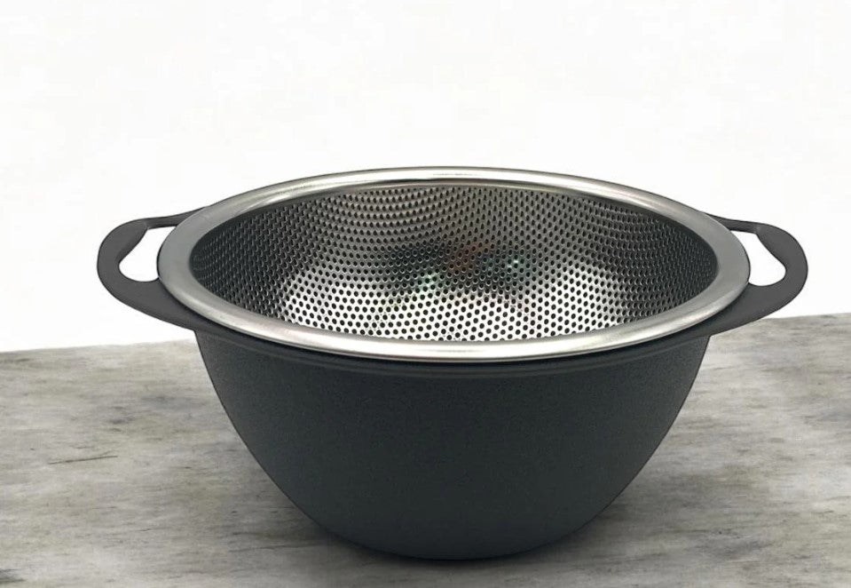 Dosthoff SS Strainer with ABS Plastic Bowl 19 cm