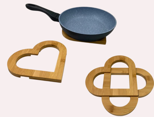 High Quality Heart Shape Wooden trivet 20 cm Set of 2
