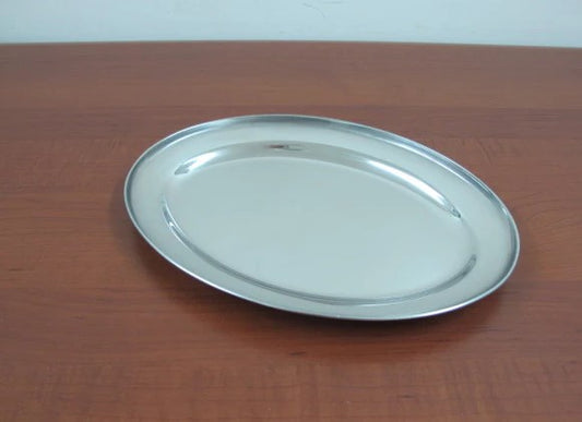 Thick oval stainless steel dish 30 cm