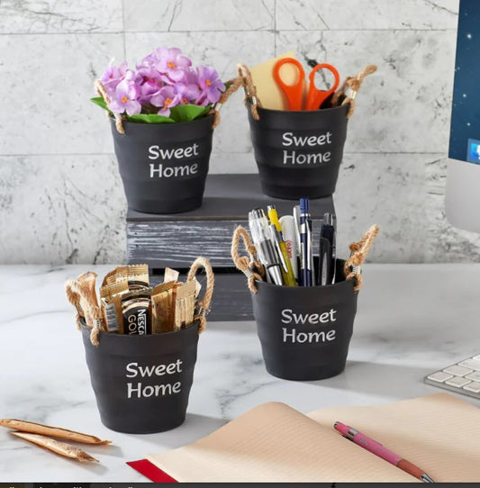 Small round vase with rope handles