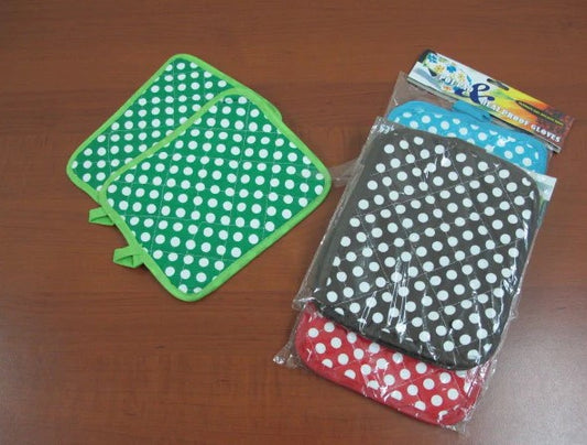 Polka dots heat pad holder